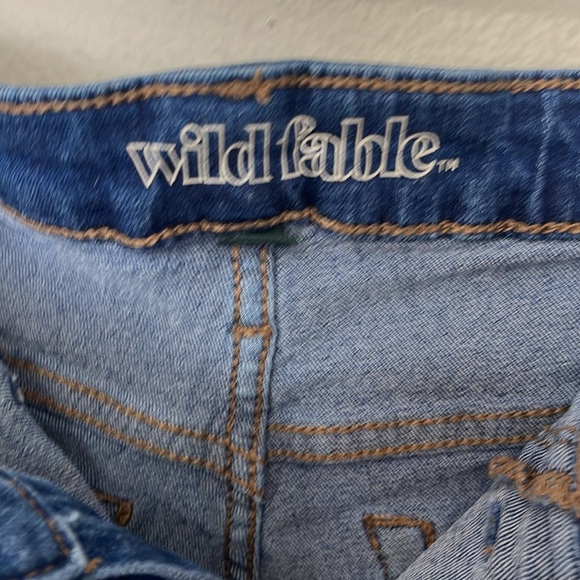 WILD FABLE HIGH RISE BLUE DENIM SHORTS - Picture 7 of 10